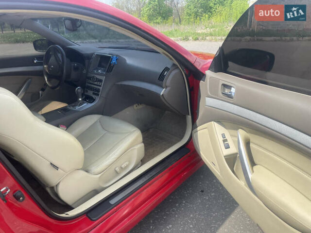 Инфинити G37, объемом двигателя 3.7 л и пробегом 177 тыс. км за 9500 $, фото 6 на Automoto.ua