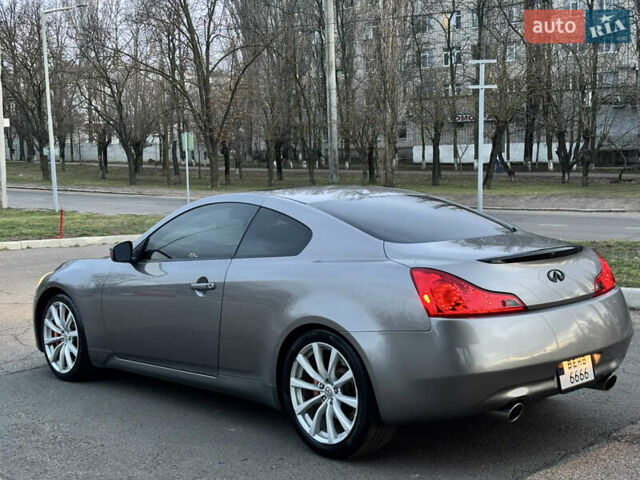 Серый Инфинити G37, объемом двигателя 3.7 л и пробегом 243 тыс. км за 9999 $, фото 11 на Automoto.ua