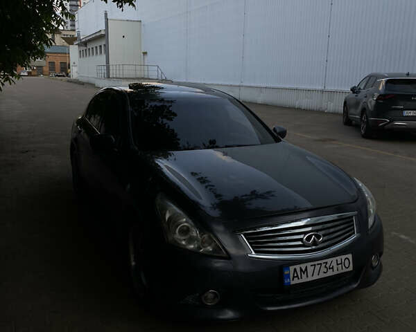 Синий Инфинити G37, объемом двигателя 3.7 л и пробегом 305 тыс. км за 8700 $, фото 7 на Automoto.ua