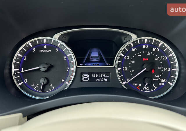 Білий Інфініті JX35, об'ємом двигуна 3.5 л та пробігом 216 тис. км за 11900 $, фото 54 на Automoto.ua