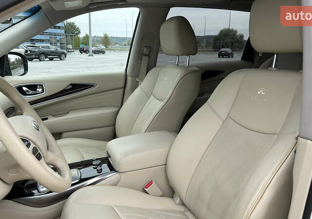 Білий Інфініті JX35, об'ємом двигуна 3.5 л та пробігом 216 тис. км за 11900 $, фото 19 на Automoto.ua