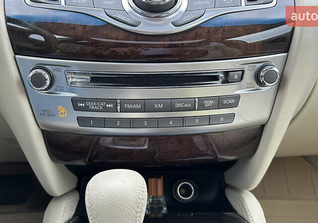 Білий Інфініті JX35, об'ємом двигуна 3.5 л та пробігом 216 тис. км за 11900 $, фото 33 на Automoto.ua