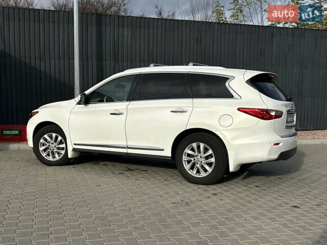 Білий Інфініті JX35, об'ємом двигуна 3.5 л та пробігом 216 тис. км за 11900 $, фото 7 на Automoto.ua