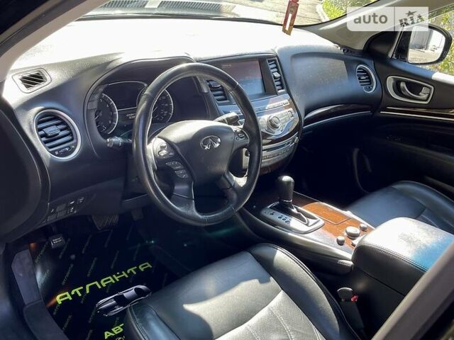 Черный Инфинити JX35, объемом двигателя 3.5 л и пробегом 180 тыс. км за 10900 $, фото 8 на Automoto.ua