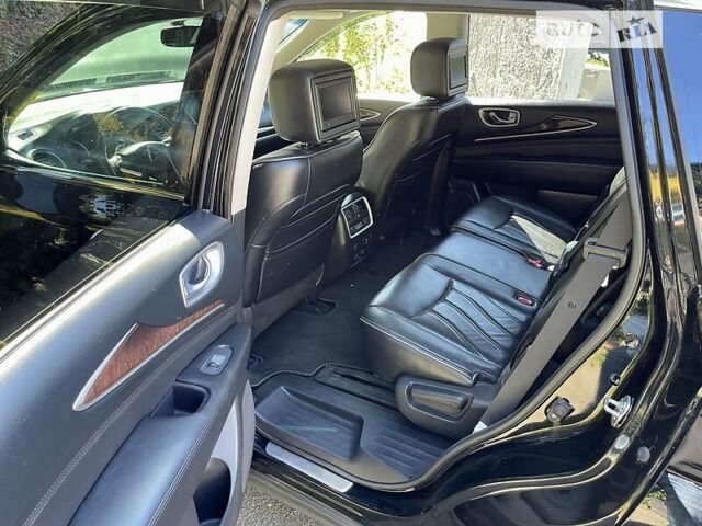 Черный Инфинити JX35, объемом двигателя 3.5 л и пробегом 180 тыс. км за 10900 $, фото 13 на Automoto.ua