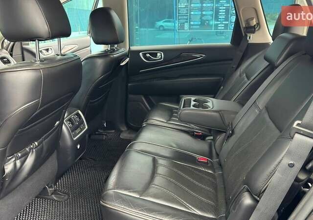 Черный Инфинити JX35, объемом двигателя 3.5 л и пробегом 245 тыс. км за 10700 $, фото 21 на Automoto.ua