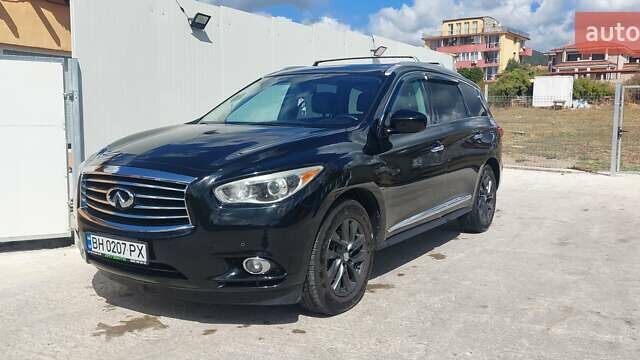 Черный Инфинити JX35, объемом двигателя 3.5 л и пробегом 180 тыс. км за 12500 $, фото 1 на Automoto.ua