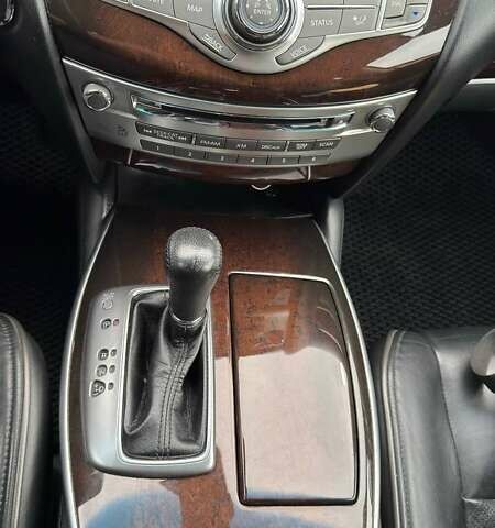 Черный Инфинити JX35, объемом двигателя 3.5 л и пробегом 245 тыс. км за 10700 $, фото 14 на Automoto.ua