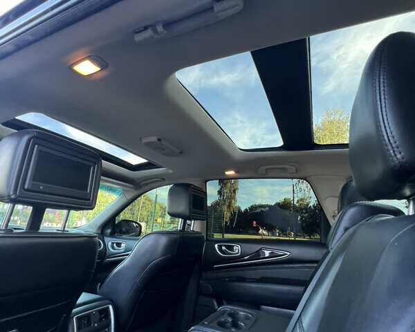 Черный Инфинити JX35, объемом двигателя 3.5 л и пробегом 204 тыс. км за 15700 $, фото 29 на Automoto.ua