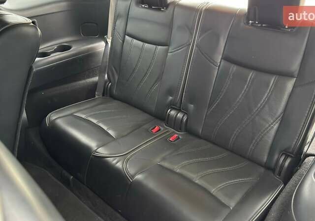 Черный Инфинити JX35, объемом двигателя 3.5 л и пробегом 245 тыс. км за 10700 $, фото 12 на Automoto.ua