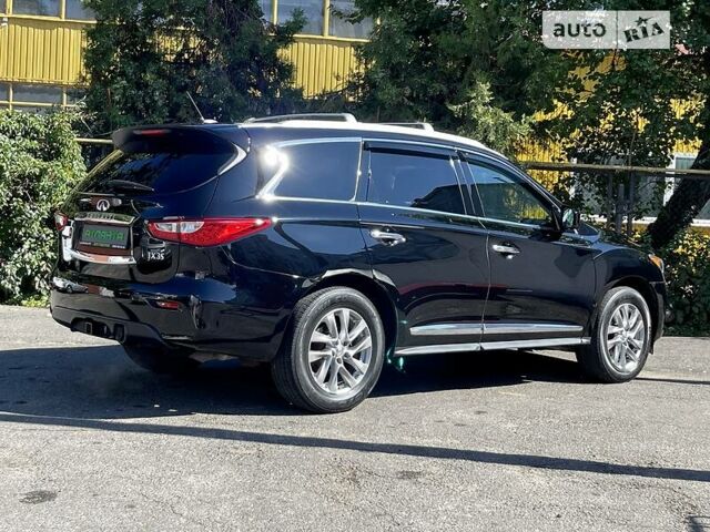 Черный Инфинити JX35, объемом двигателя 3.5 л и пробегом 180 тыс. км за 10900 $, фото 6 на Automoto.ua