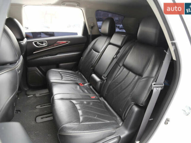 Інфініті JX35, об'ємом двигуна 3.5 л та пробігом 125 тис. км за 17500 $, фото 11 на Automoto.ua