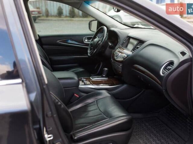 Сірий Інфініті JX35, об'ємом двигуна 3.5 л та пробігом 187 тис. км за 15500 $, фото 9 на Automoto.ua