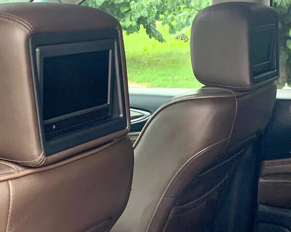 Серый Инфинити JX35, объемом двигателя 3.5 л и пробегом 203 тыс. км за 18500 $, фото 11 на Automoto.ua