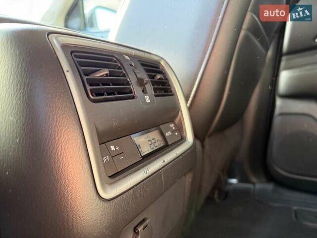 Зеленый Инфинити JX35, объемом двигателя 3.5 л и пробегом 156 тыс. км за 11900 $, фото 26 на Automoto.ua