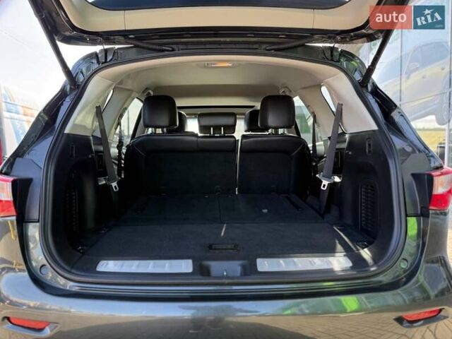 Зеленый Инфинити JX35, объемом двигателя 3.5 л и пробегом 156 тыс. км за 11900 $, фото 14 на Automoto.ua