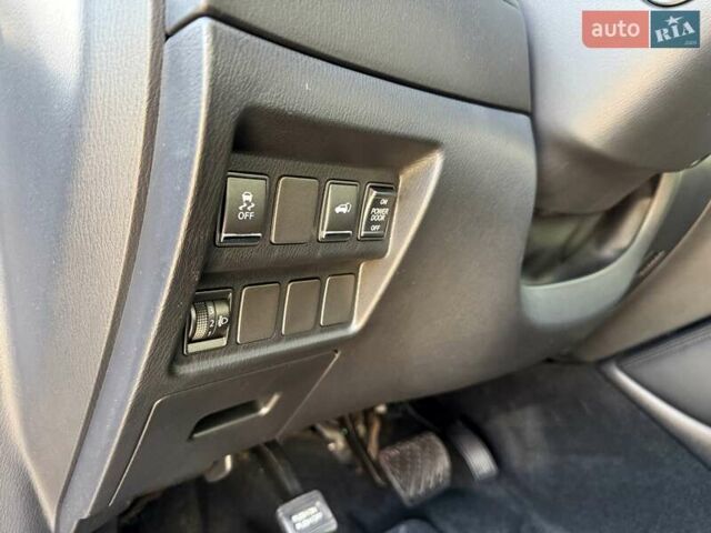 Зеленый Инфинити JX35, объемом двигателя 3.5 л и пробегом 156 тыс. км за 11900 $, фото 24 на Automoto.ua