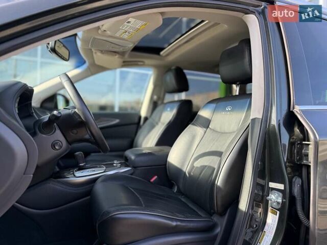 Зеленый Инфинити JX35, объемом двигателя 3.5 л и пробегом 156 тыс. км за 11900 $, фото 9 на Automoto.ua