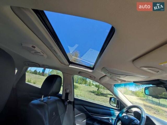 Черный Инфинити M25, объемом двигателя 2.5 л и пробегом 250 тыс. км за 9300 $, фото 18 на Automoto.ua