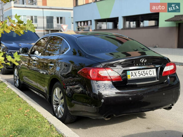 Черный Инфинити M25, объемом двигателя 2.5 л и пробегом 250 тыс. км за 9500 $, фото 3 на Automoto.ua