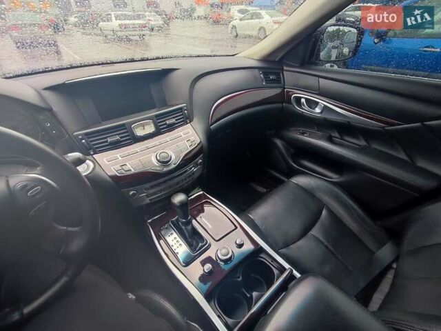 Черный Инфинити M25, объемом двигателя 2.5 л и пробегом 250 тыс. км за 9300 $, фото 11 на Automoto.ua