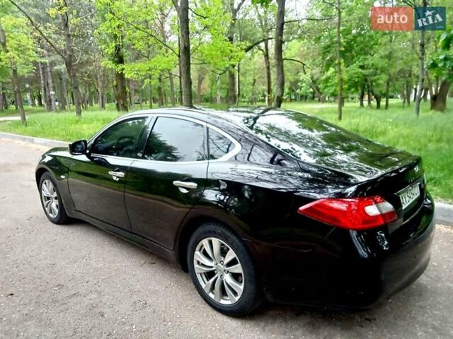 Черный Инфинити M25, объемом двигателя 2.5 л и пробегом 250 тыс. км за 9300 $, фото 6 на Automoto.ua