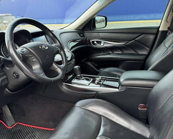 Чорний Інфініті M25, об'ємом двигуна 2.5 л та пробігом 140 тис. км за 14500 $, фото 2 на Automoto.ua