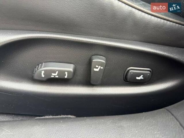 Чорний Інфініті M30, об'ємом двигуна 2.99 л та пробігом 236 тис. км за 13990 $, фото 17 на Automoto.ua