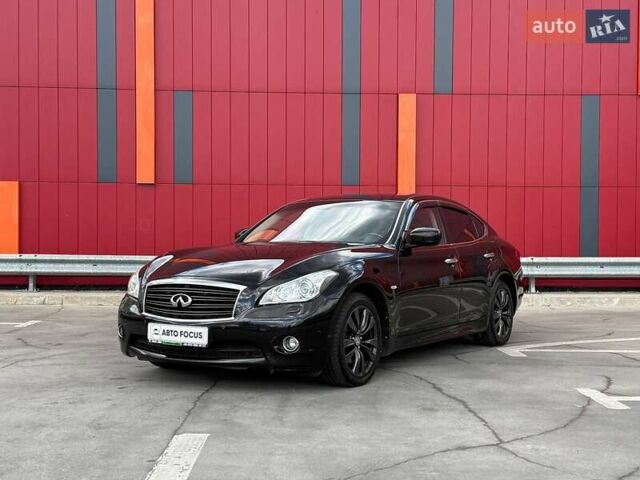Чорний Інфініті M30, об'ємом двигуна 2.99 л та пробігом 236 тис. км за 13990 $, фото 3 на Automoto.ua