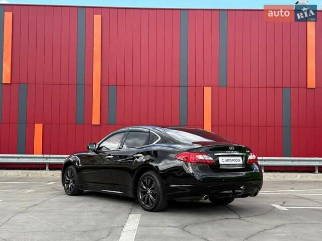 Чорний Інфініті M30, об'ємом двигуна 2.99 л та пробігом 236 тис. км за 13990 $, фото 4 на Automoto.ua