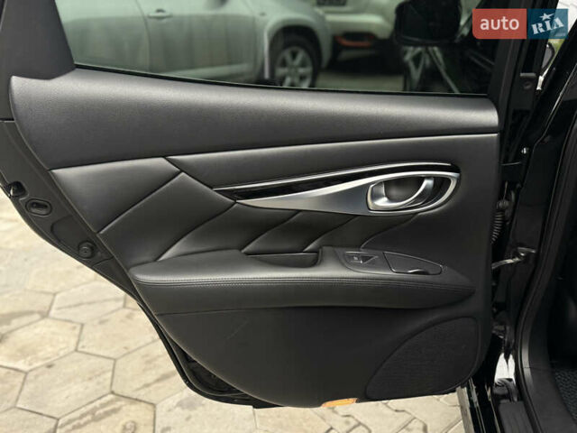 Черный Инфинити M30, объемом двигателя 2.99 л и пробегом 199 тыс. км за 14900 $, фото 34 на Automoto.ua