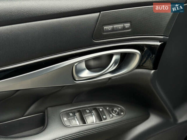 Черный Инфинити M30, объемом двигателя 2.99 л и пробегом 199 тыс. км за 14900 $, фото 30 на Automoto.ua