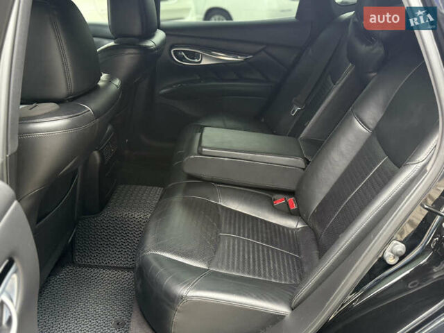 Черный Инфинити M30, объемом двигателя 3 л и пробегом 199 тыс. км за 14900 $, фото 36 на Automoto.ua