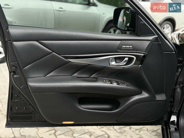 Черный Инфинити M30, объемом двигателя 2.99 л и пробегом 199 тыс. км за 14900 $, фото 29 на Automoto.ua