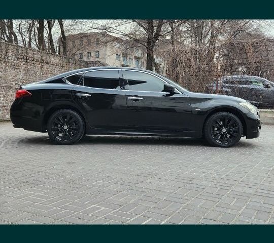 Черный Инфинити M37, объемом двигателя 3.7 л и пробегом 270 тыс. км за 11000 $, фото 15 на Automoto.ua