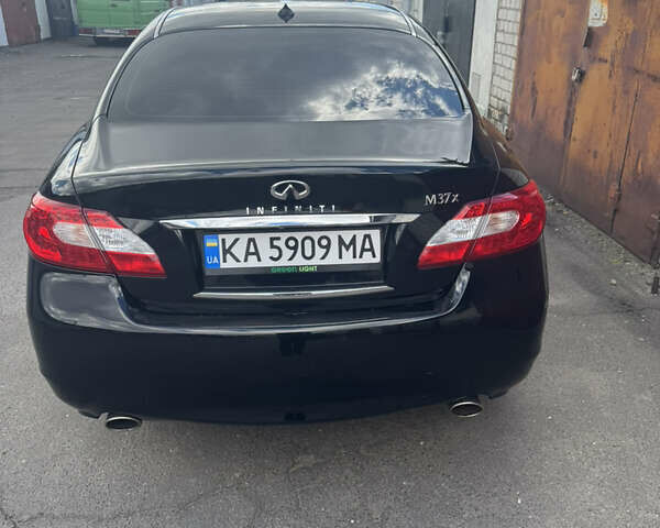 Чорний Інфініті M37, об'ємом двигуна 3.7 л та пробігом 290 тис. км за 12500 $, фото 8 на Automoto.ua