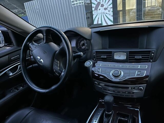 Черный Инфинити M37, объемом двигателя 3.7 л и пробегом 270 тыс. км за 11000 $, фото 7 на Automoto.ua