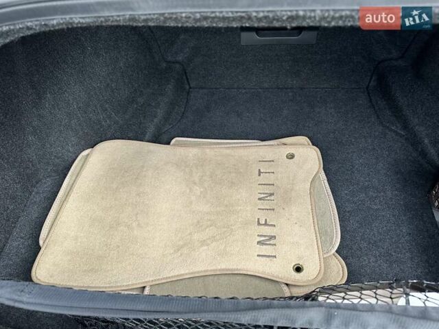 Инфинити M37 2011 в Киеве на Automoto.ua Черный Инфинити M37, объемом двигателя 3.7 л и пробегом 247 тыс. км за 11800 $, фото 25 на Automoto.ua
