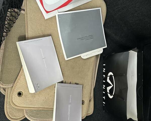 Инфинити M37 2011 в Киеве на Automoto.ua Черный Инфинити M37, объемом двигателя 3.7 л и пробегом 247 тыс. км за 11800 $, фото 26 на Automoto.ua