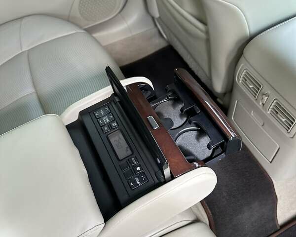 Инфинити M37 2011 в Киеве на Automoto.ua Черный Инфинити M37, объемом двигателя 3.7 л и пробегом 247 тыс. км за 11800 $, фото 12 на Automoto.ua