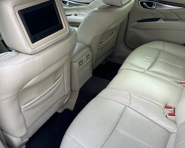 Инфинити M37 2011 в Киеве на Automoto.ua Черный Инфинити M37, объемом двигателя 3.7 л и пробегом 247 тыс. км за 11800 $, фото 21 на Automoto.ua