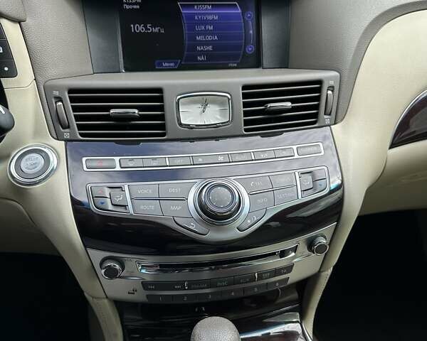 Инфинити M37 2011 в Киеве на Automoto.ua Черный Инфинити M37, объемом двигателя 3.7 л и пробегом 247 тыс. км за 11800 $, фото 27 на Automoto.ua