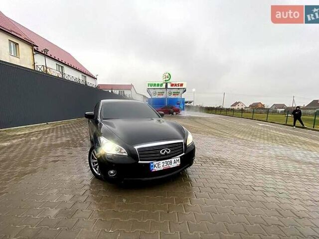 Черный Инфинити M37, объемом двигателя 4 л и пробегом 190 тыс. км за 15500 $, фото 2 на Automoto.ua