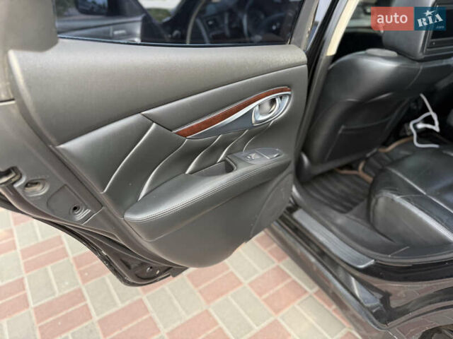 Черный Инфинити M37, объемом двигателя 3.7 л и пробегом 199 тыс. км за 14999 $, фото 23 на Automoto.ua