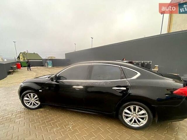 Черный Инфинити M37, объемом двигателя 4 л и пробегом 190 тыс. км за 15500 $, фото 1 на Automoto.ua