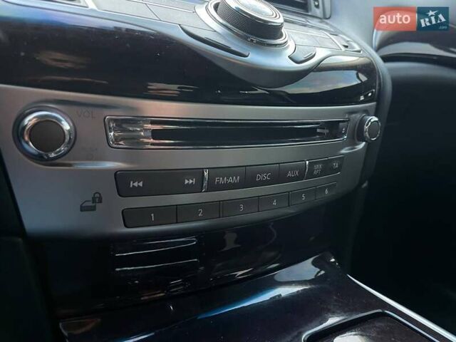 Чорний Інфініті M37, об'ємом двигуна 3.7 л та пробігом 205 тис. км за 11990 $, фото 35 на Automoto.ua