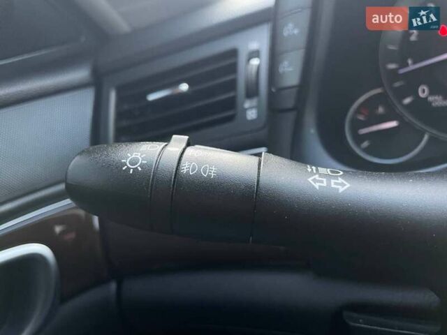 Чорний Інфініті M37, об'ємом двигуна 3.7 л та пробігом 205 тис. км за 11990 $, фото 24 на Automoto.ua