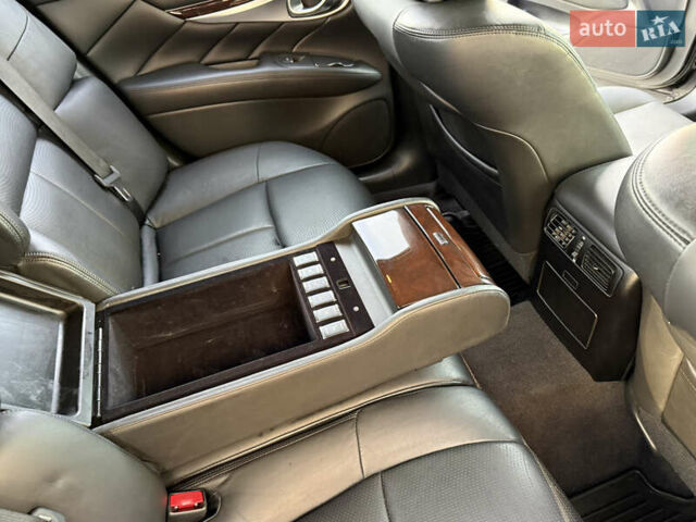 Черный Инфинити M37, объемом двигателя 3.7 л и пробегом 190 тыс. км за 11900 $, фото 18 на Automoto.ua