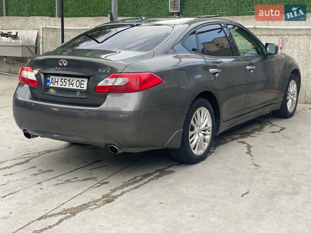 Серый Инфинити M37, объемом двигателя 3.7 л и пробегом 138 тыс. км за 12500 $, фото 3 на Automoto.ua