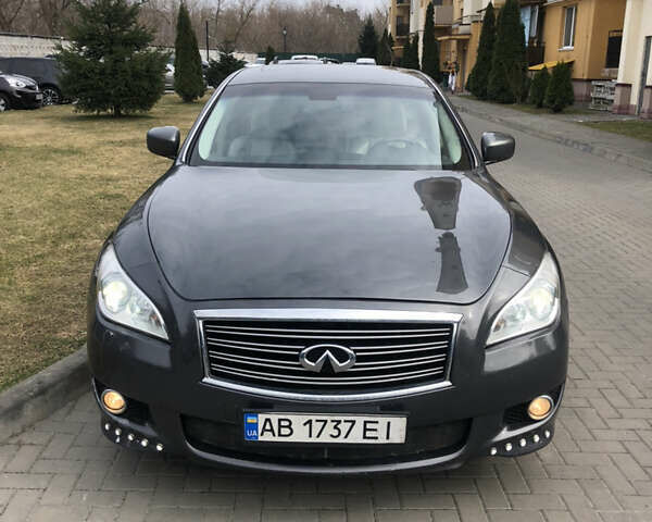 Серый Инфинити M37, объемом двигателя 3.7 л и пробегом 198 тыс. км за 14999 $, фото 2 на Automoto.ua